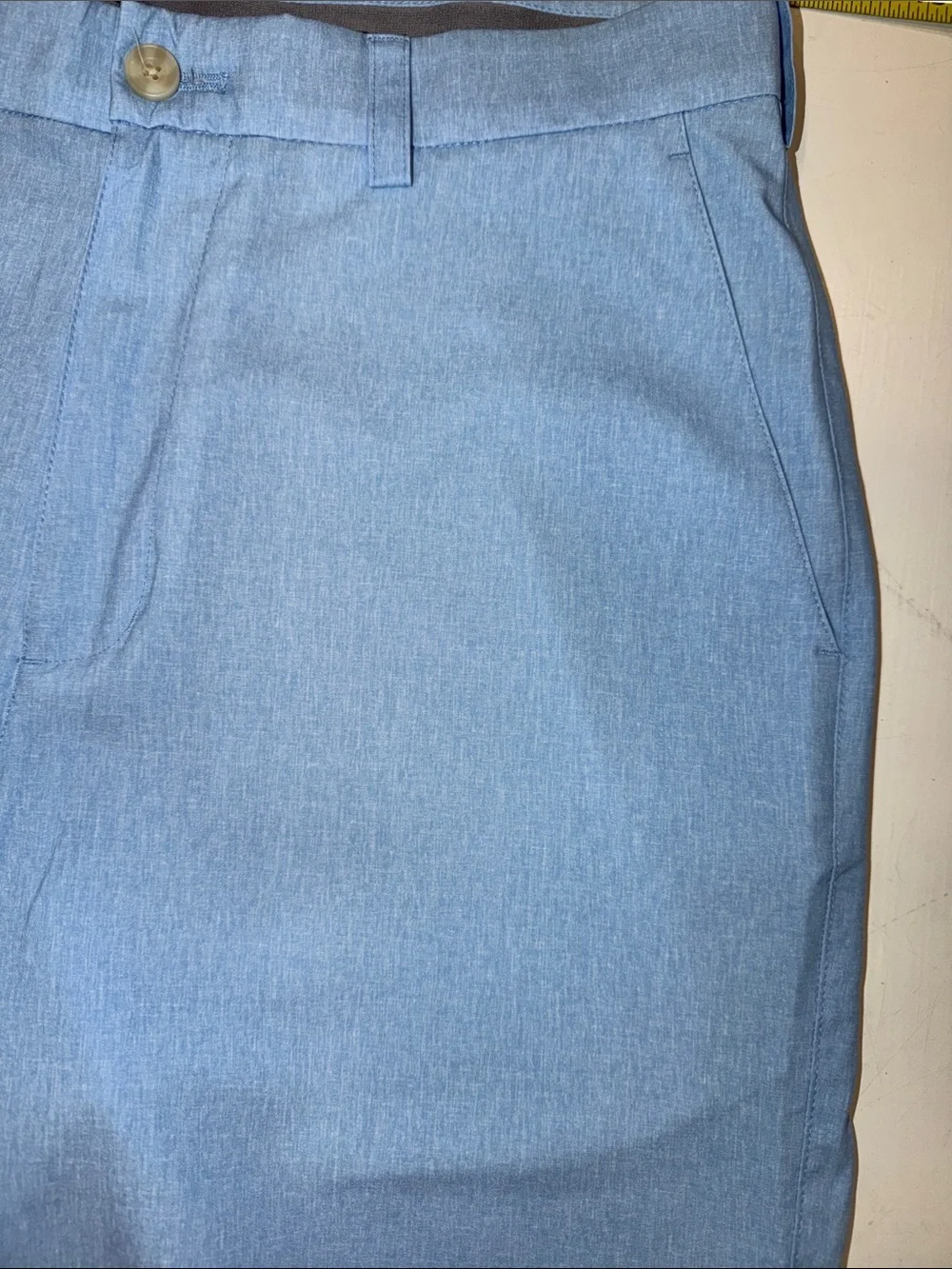 Roundtree & Yorke Light Blue Flat-Front Performance Shorts